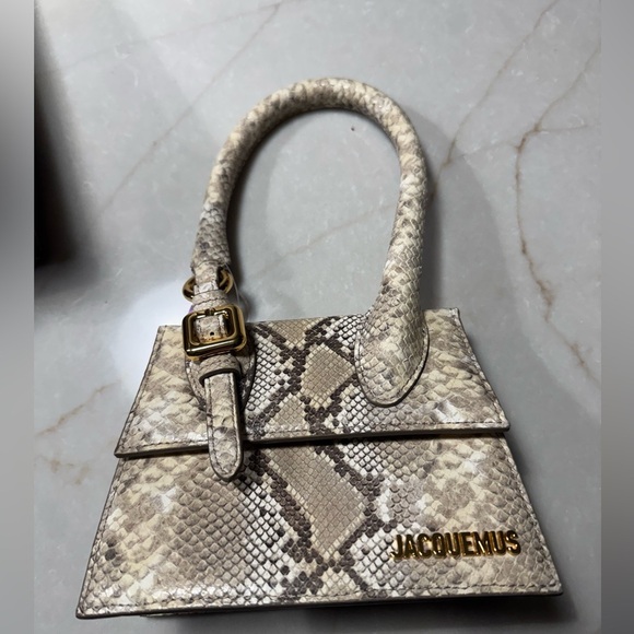 JACQUEMUS LE CHIQUITO MOYEN BOUCLE New no tags no strap - Picture 7 of 7